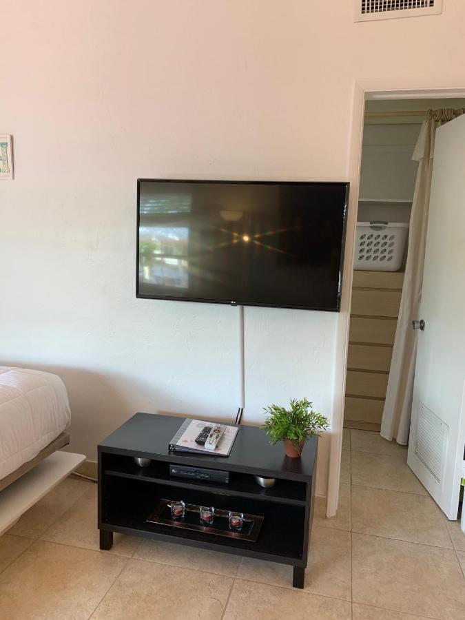 Aloha Escape Pompano Beach Apartment Ngoại thất bức ảnh