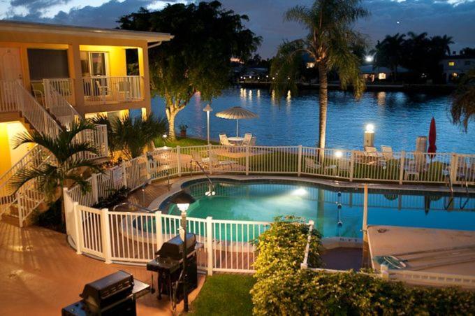 Aloha Escape Pompano Beach Apartment Ngoại thất bức ảnh